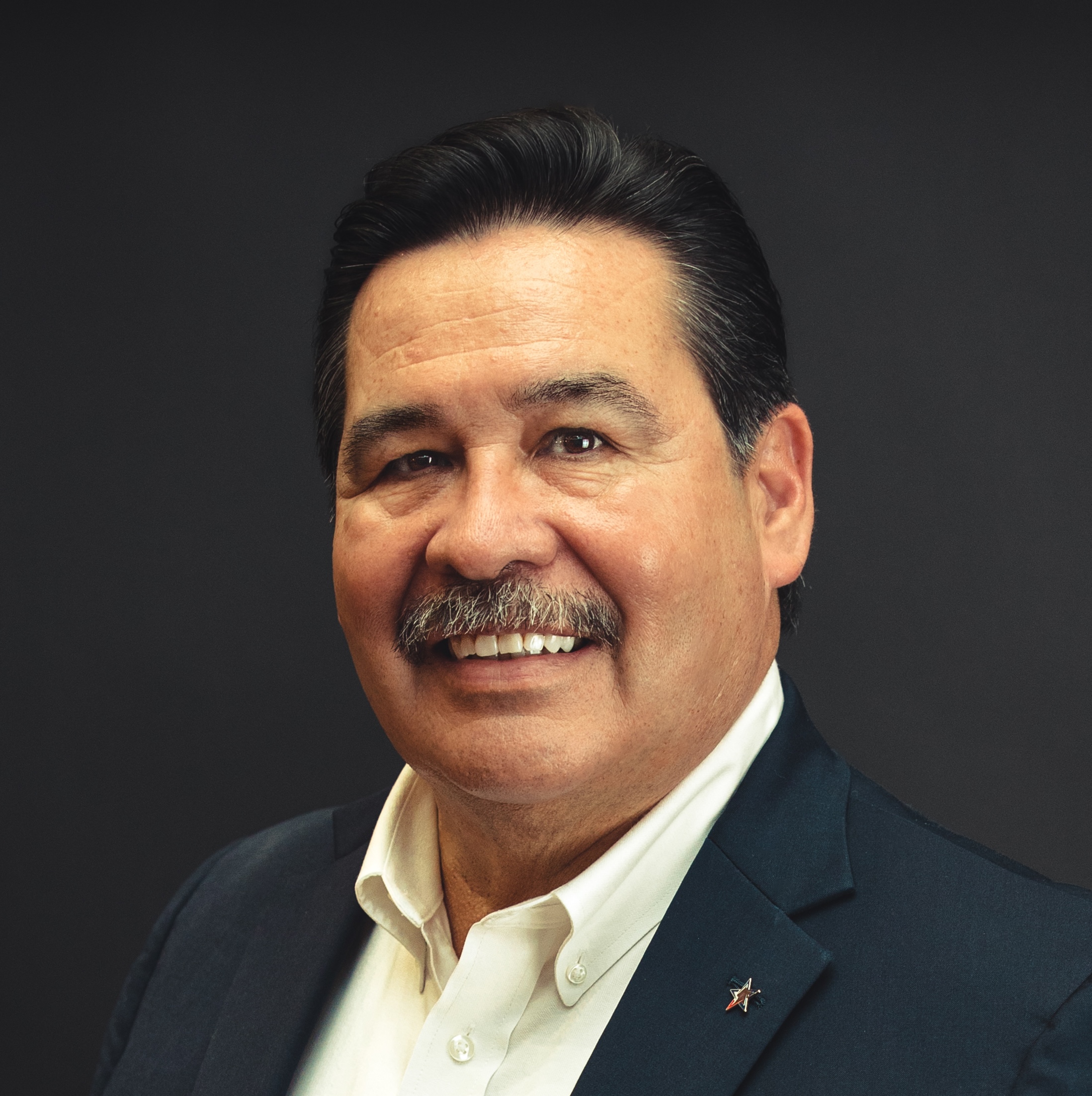 Lloyd Molina